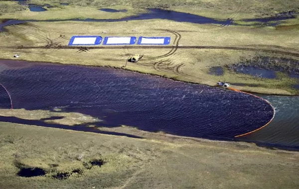 Massive Oil Spill Hits Russia’s Astrakhan Region