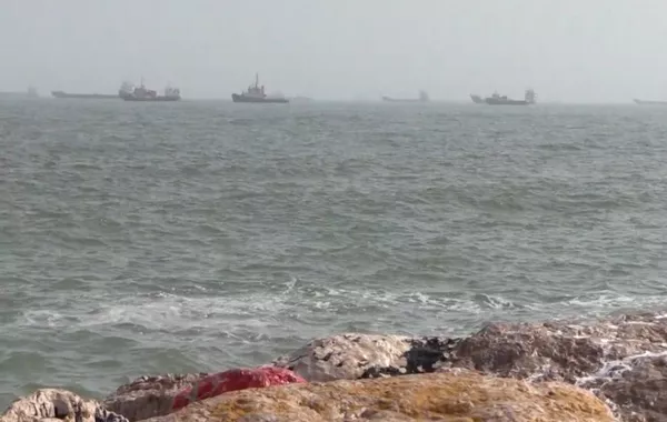 Tankers Strike Mines on Route Through Strait of Hormuz