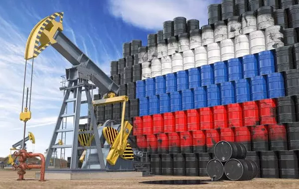 Russian Budget Faces New Risks as Oil Prices Slide