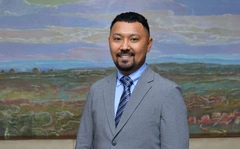 Sagadi Kisikov - Sagadi Kisikov (Kazakhstan) – Expert in international politics, global governance, and business administration. He is a Research Fellow at the “International School of Economics” in the International Relations Program at Maqsut Narikbayev University (Asta