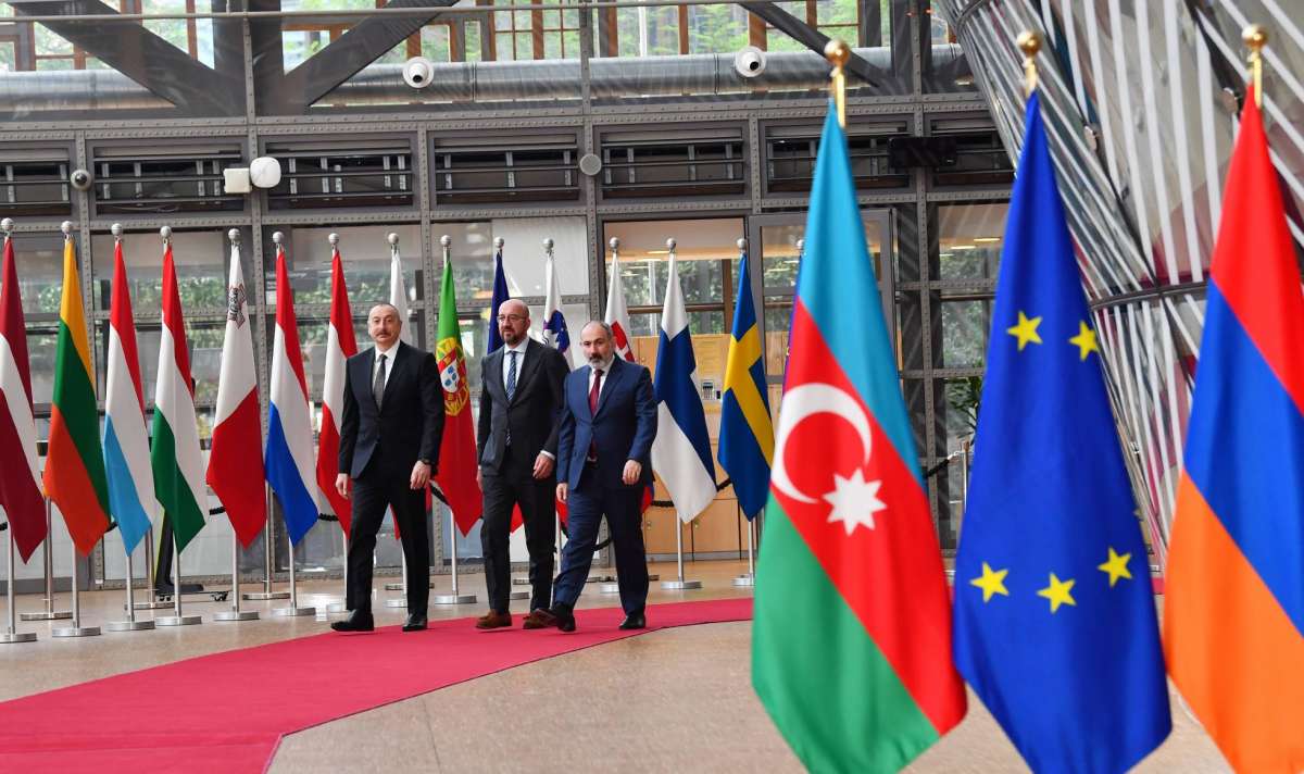 Brussels Meeting Cancelled as Armenian, Azerbaijani, and Georgian PMs Share the Stage in Tbilisi
