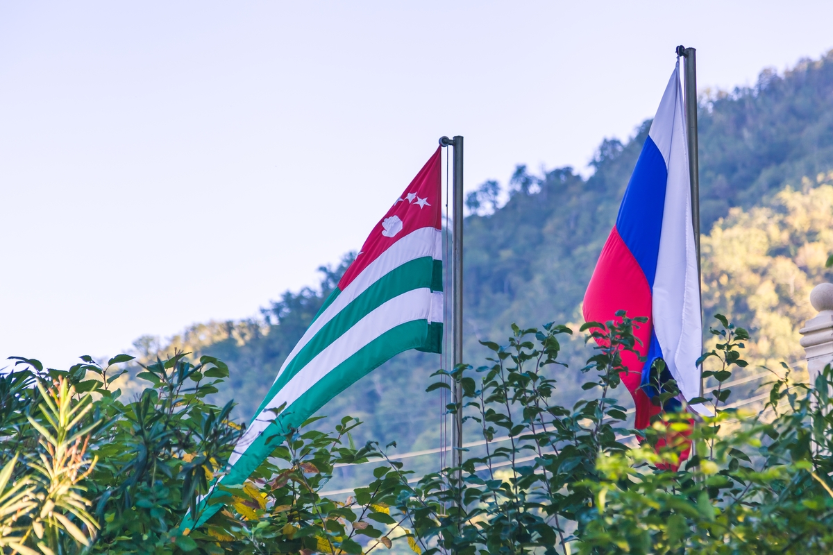 Abkhazia OKs Handing State Resort Over To Russia, Triggering Protests