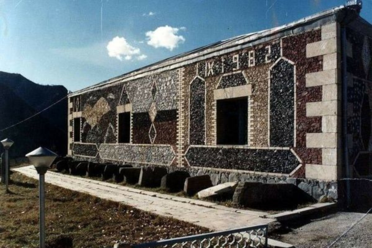 Kalbajar Museum of History and Ethnography in 1991